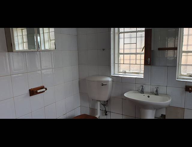 4 BEDROOM HOUSE FOR SALE IN HEIDELBERG INDUSTRIAL